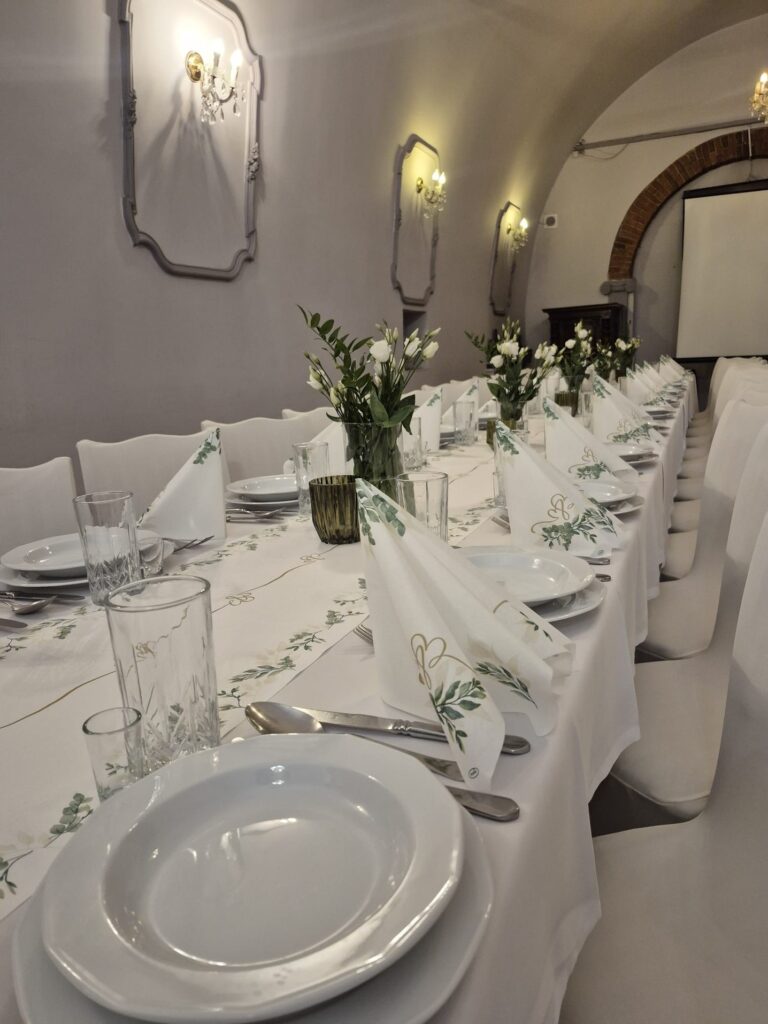 Elegancka sala na konsolację w Hotelu Rondo w Kutnie